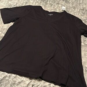 Plain black tee